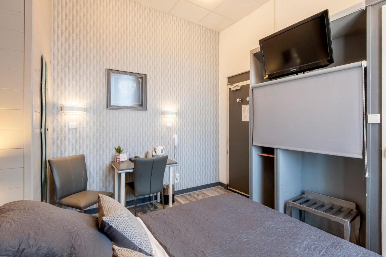 Hotel De Charme Le Provence Salon-de-Provence Dış mekan fotoğraf