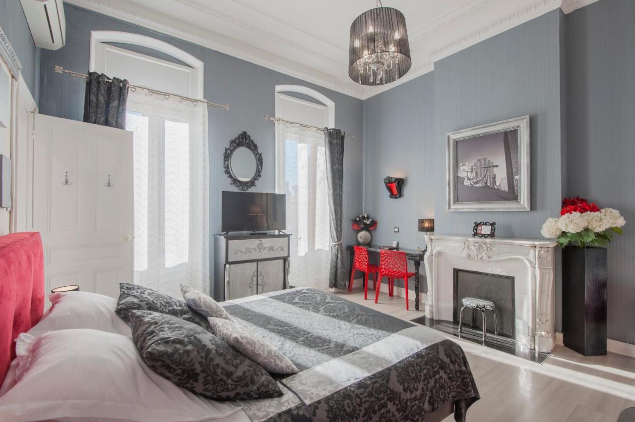 Hotel De Charme Le Provence Salon-de-Provence Dış mekan fotoğraf