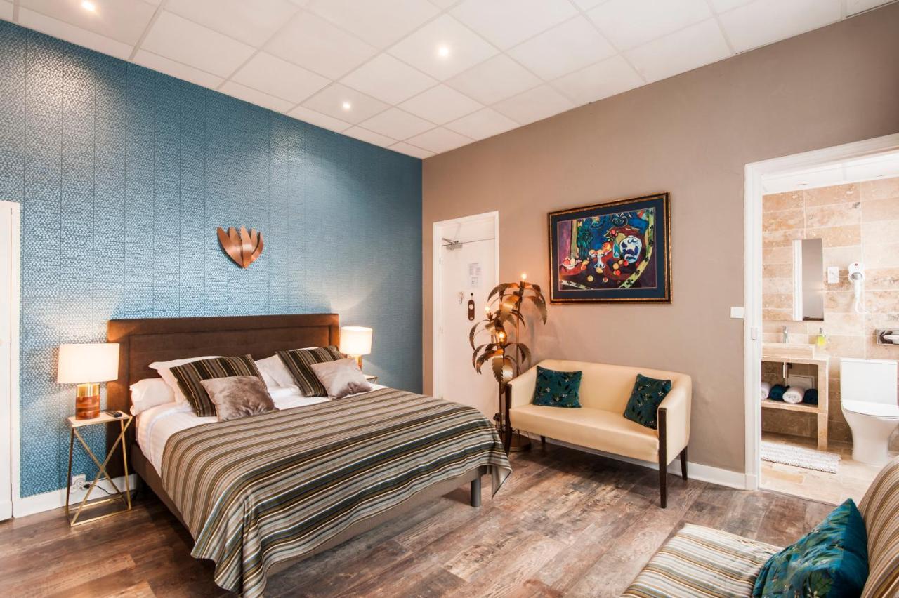 Hotel De Charme Le Provence Salon-de-Provence Dış mekan fotoğraf